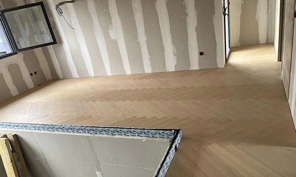 Pose de parquet bâton romu à La Bassée